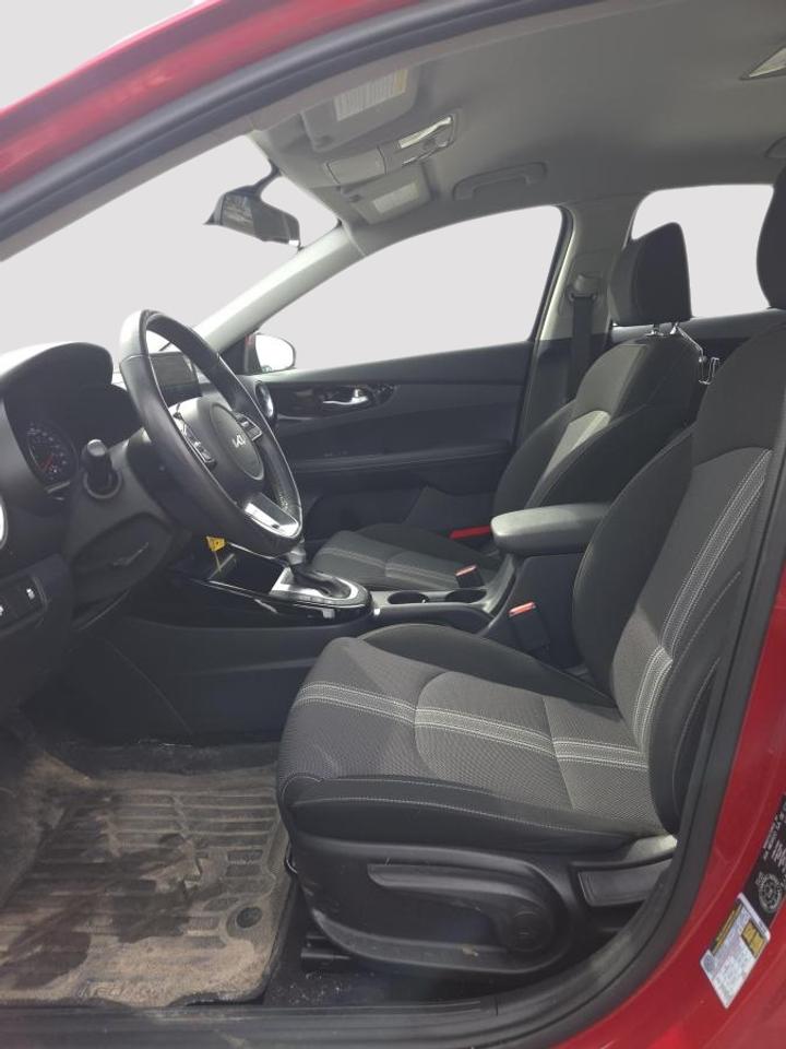 2022 Kia Forte Sedan EX IVT Photo