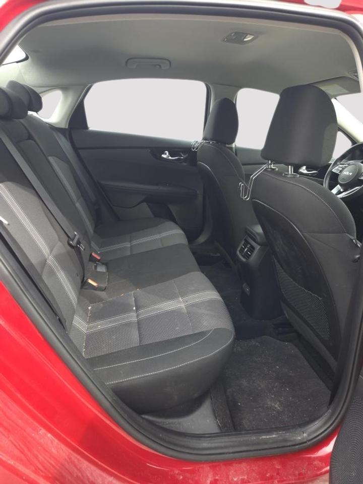 2022 Kia Forte Sedan EX IVT Photo
