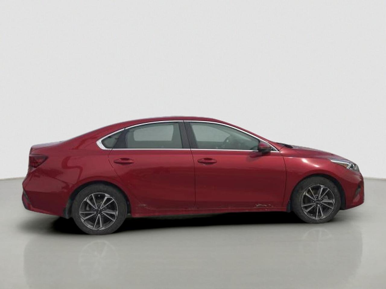 2022 Kia Forte Sedan EX IVT Photo
