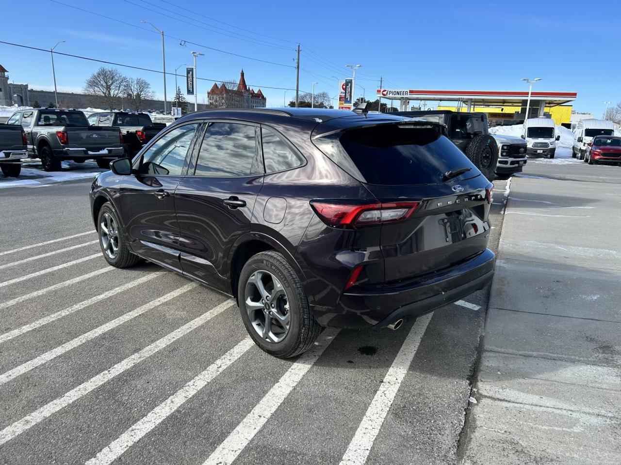 2023 Ford Escape ST-Line Select Photo