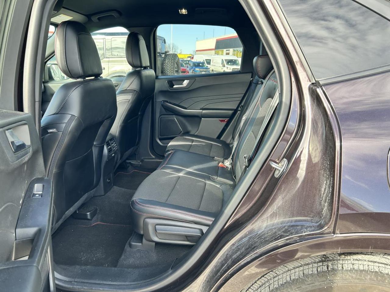 2023 Ford Escape ST-Line Select Photo