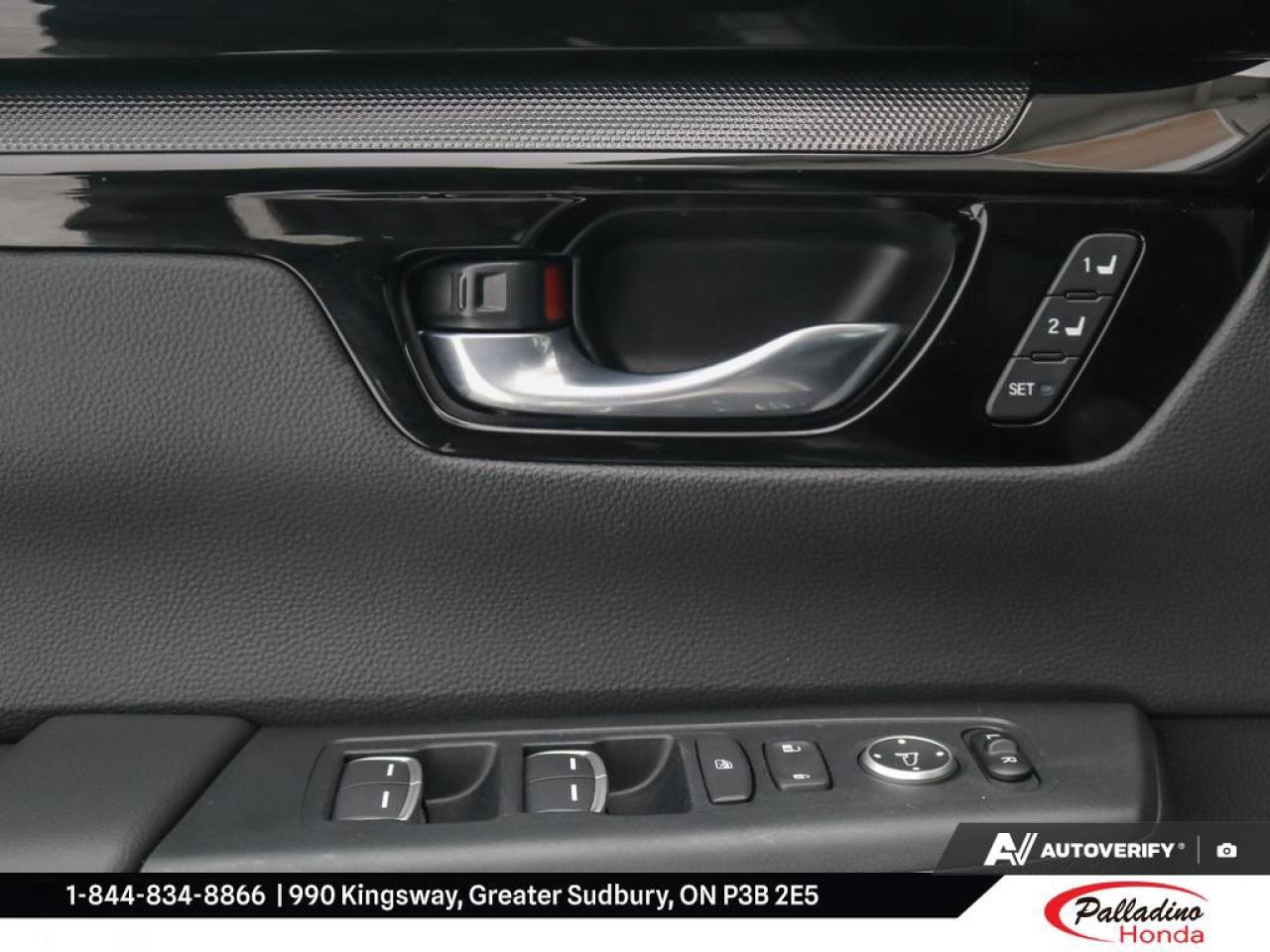 2023 Honda CR-V Hybrid Touring Photo