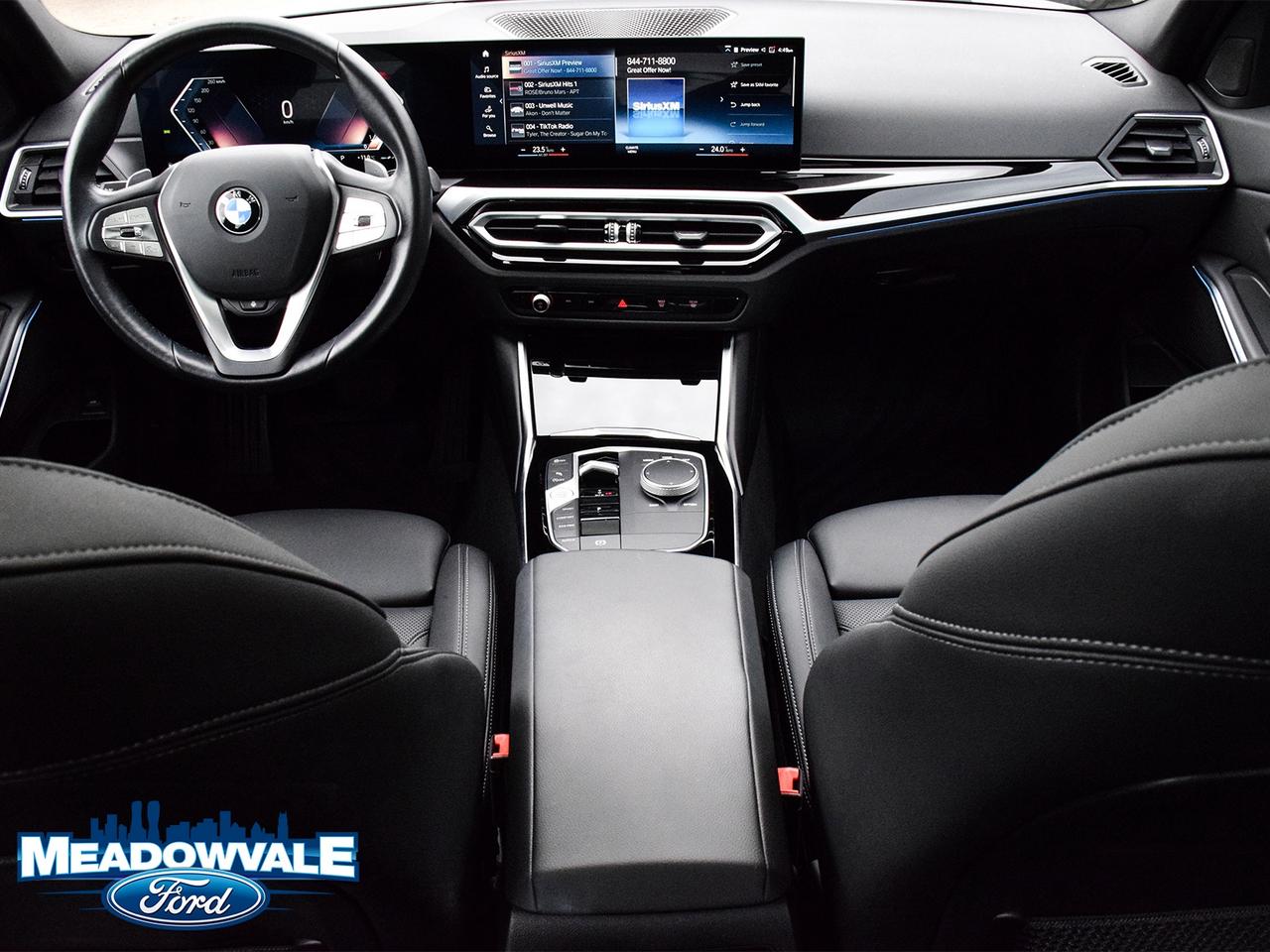 2023 BMW 3 Series 330i Photo