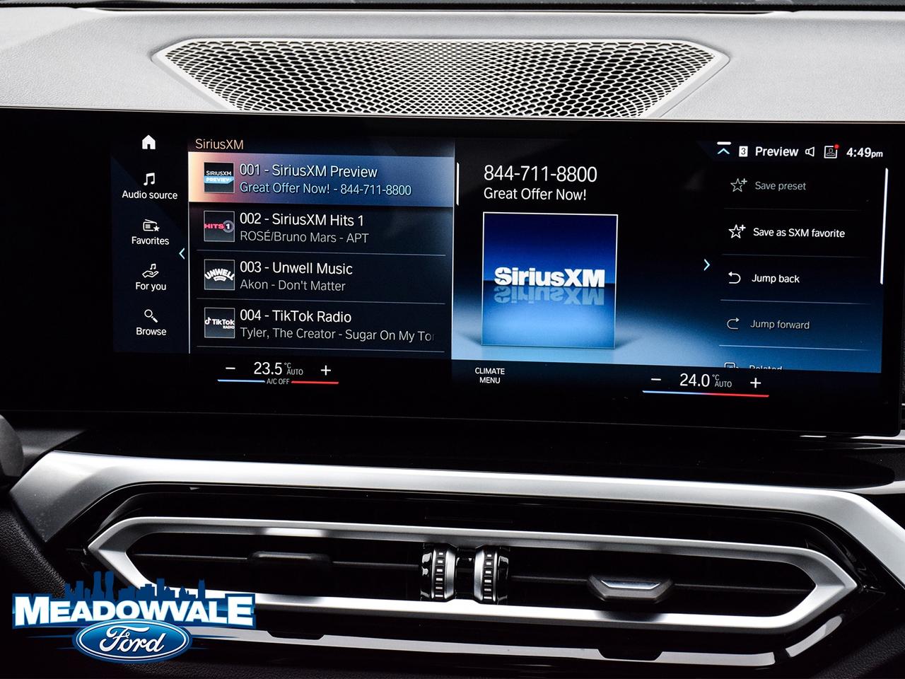2023 BMW 3 Series 330i Photo