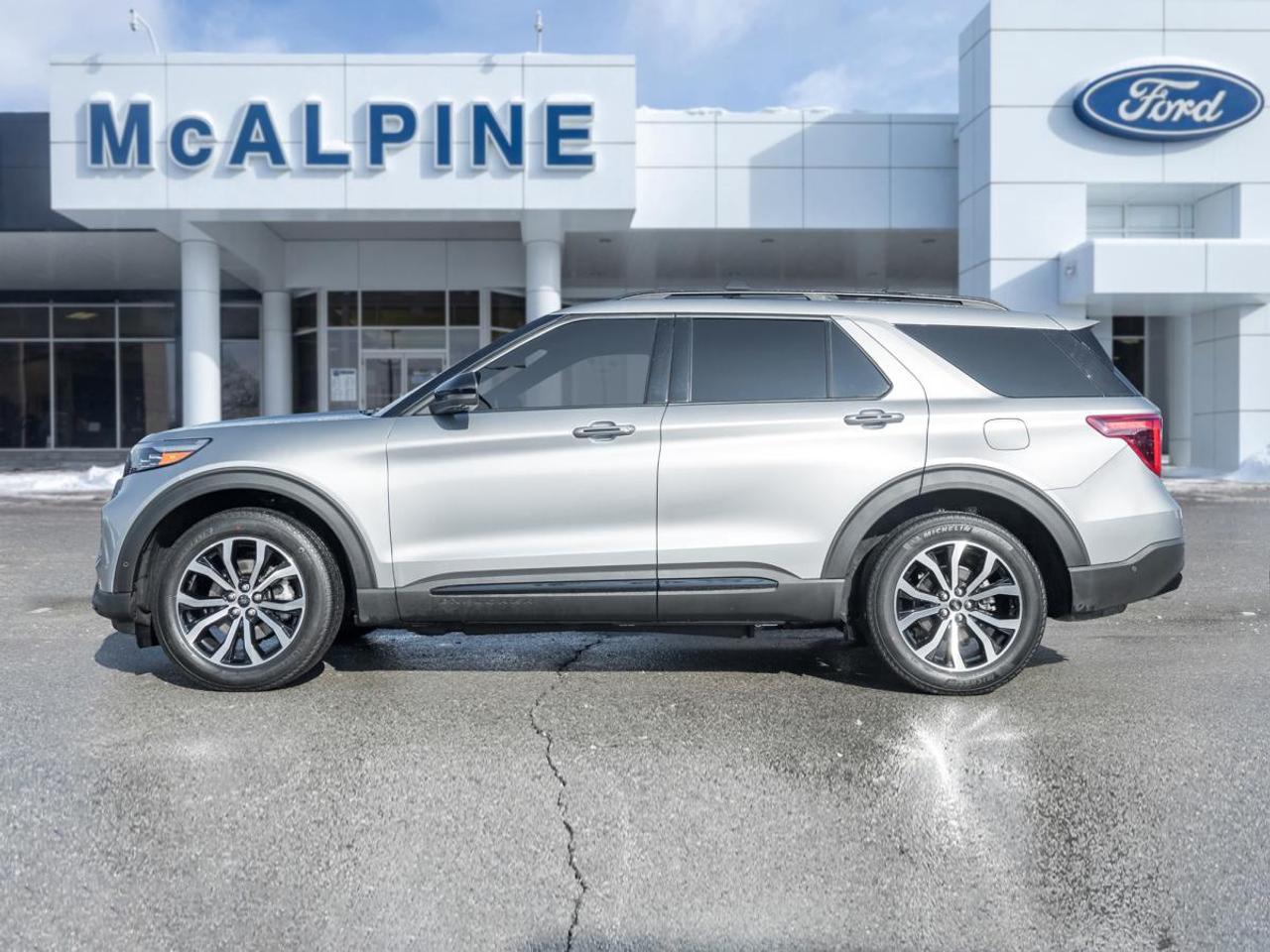 2022 Ford Explorer SPORT Photo2