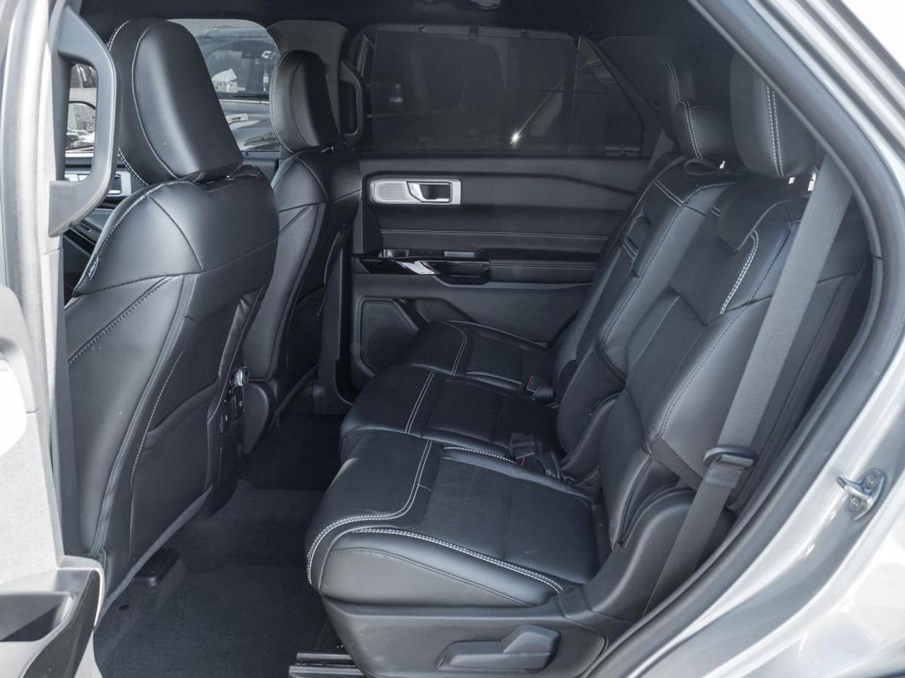 2022 Ford Explorer SPORT Photo