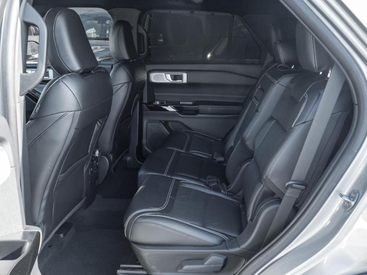 2022 Ford Explorer SPORT Photo