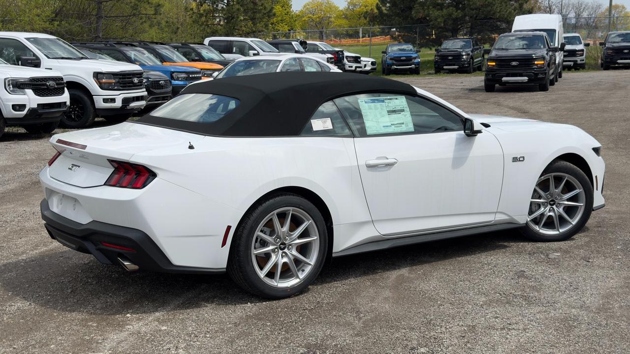 2026 Ford Mustang GT Premium Convertible Photo