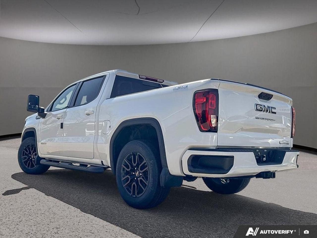 2026 GMC Sierra 1500 ELEVATION Photo3