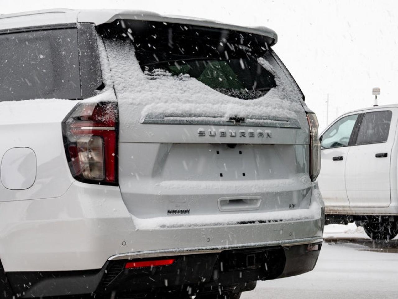 2024 Chevrolet Suburban LT Photo