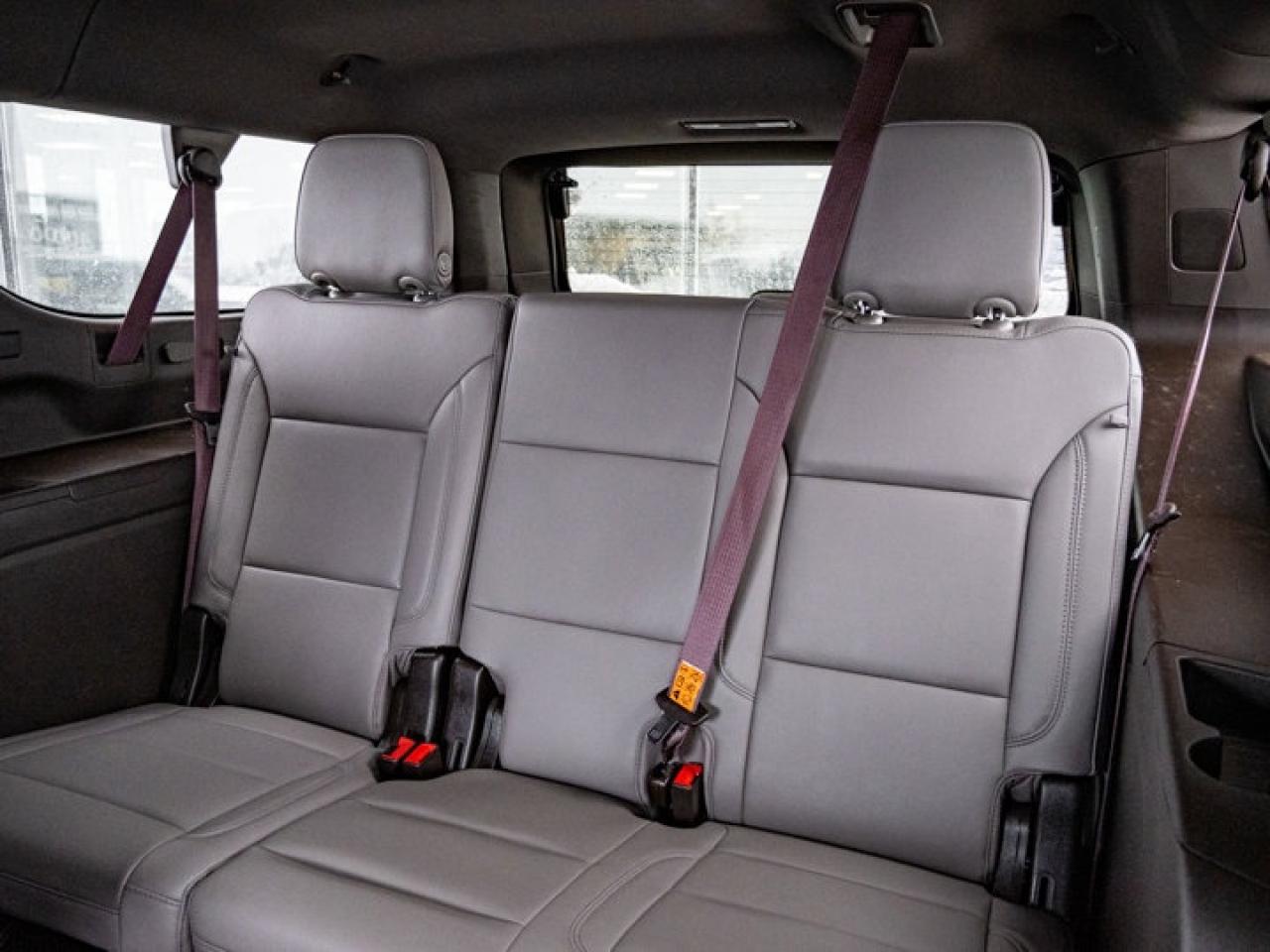 2024 Chevrolet Suburban LT Photo