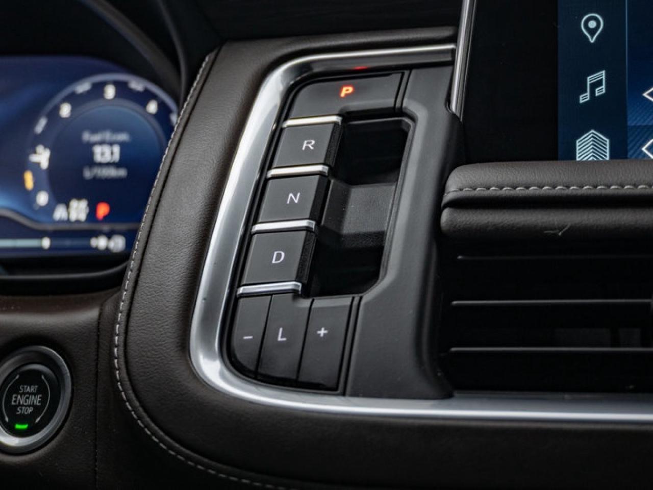 2024 Chevrolet Suburban LT Photo