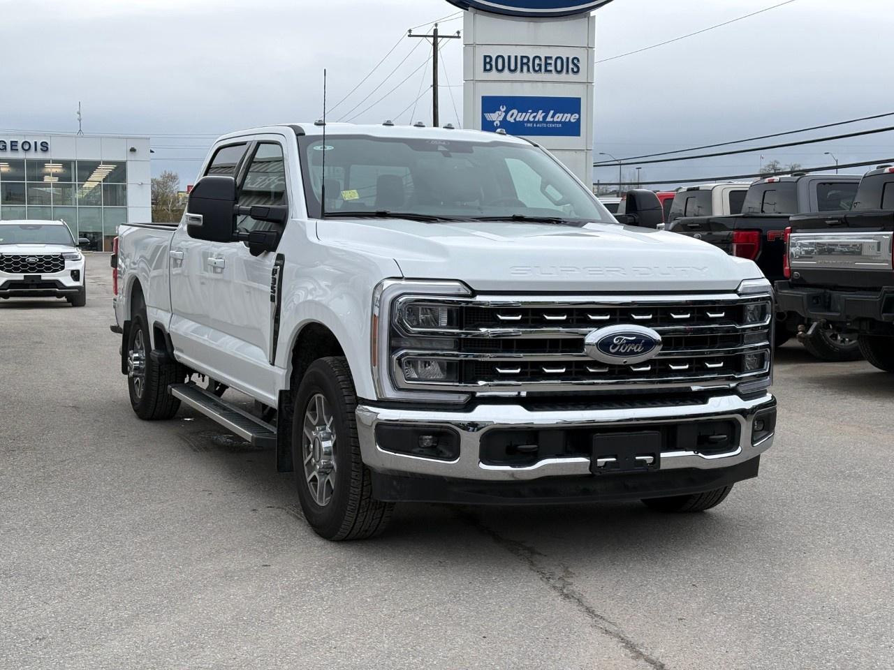 2026 Ford F-350 Super Duty SRW LARIAT 2WD Crew Cab 6.75' Box Photo