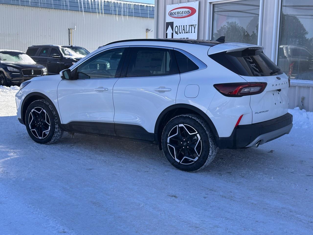 2026 Ford Escape Platinum AWD Photo