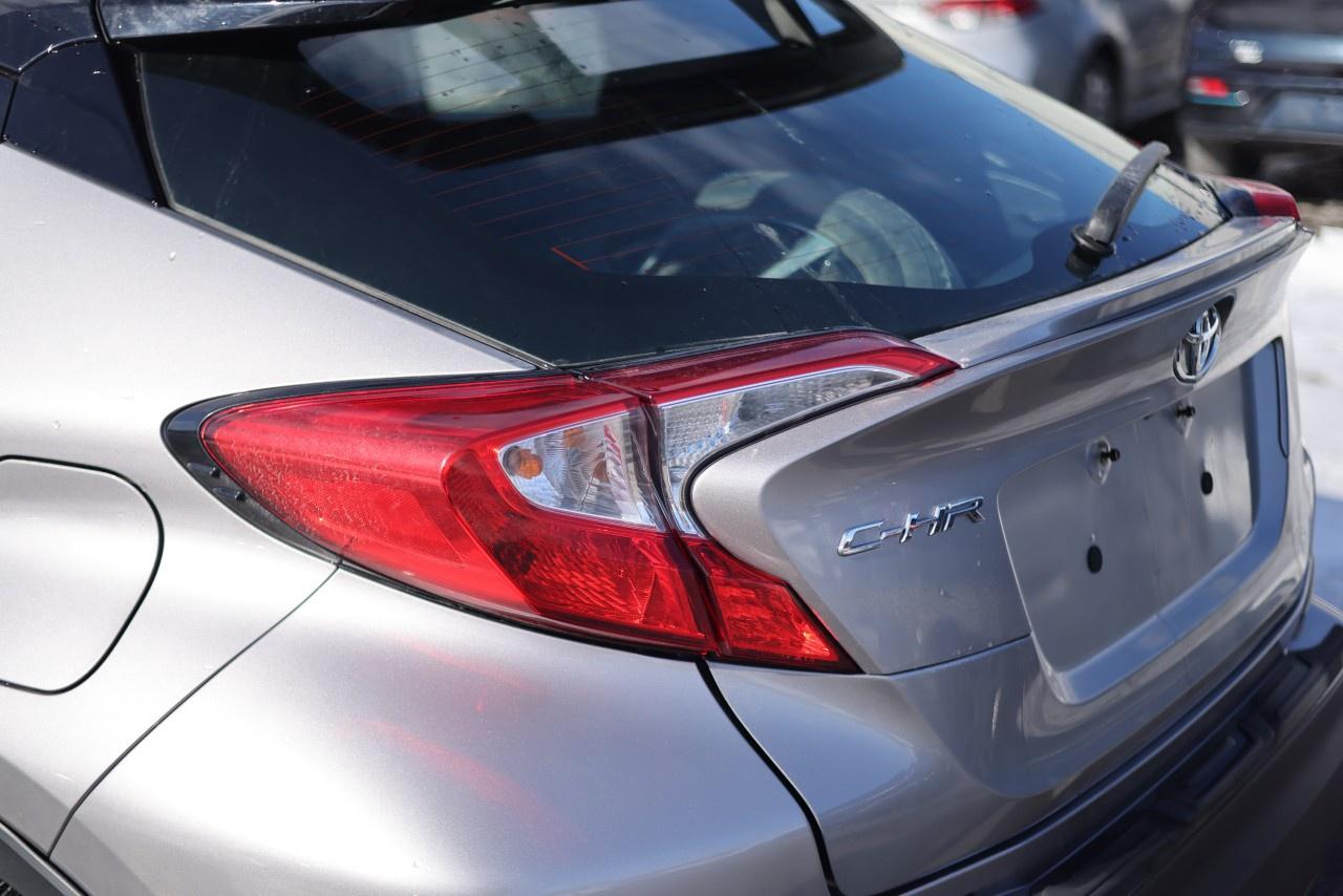 2019 Toyota C-HR LE (2) Photo