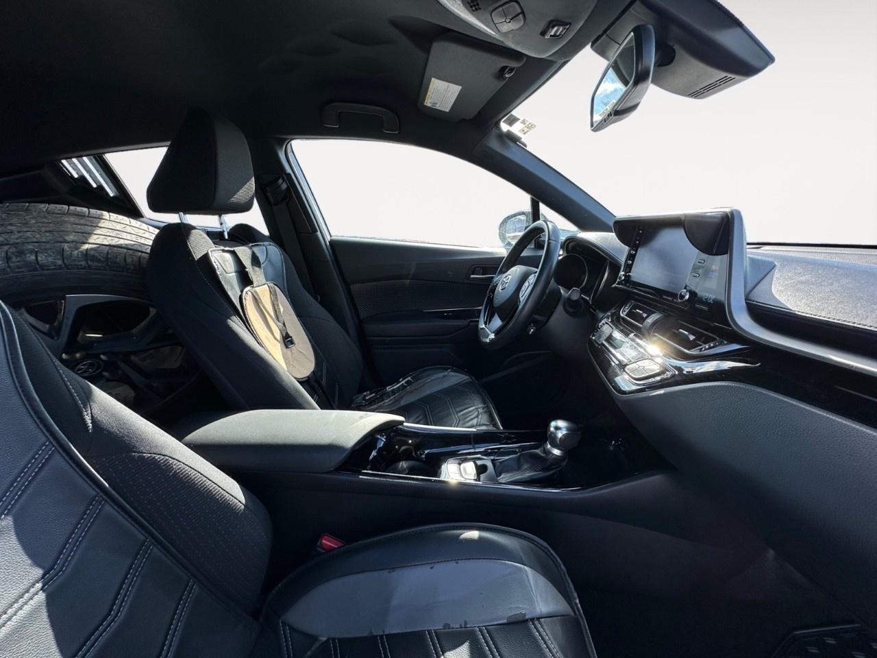 2019 Toyota C-HR LE (2) Photo