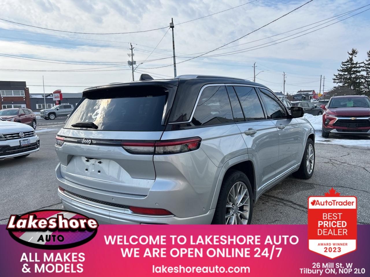2023 Jeep Grand Cherokee Summit Photo