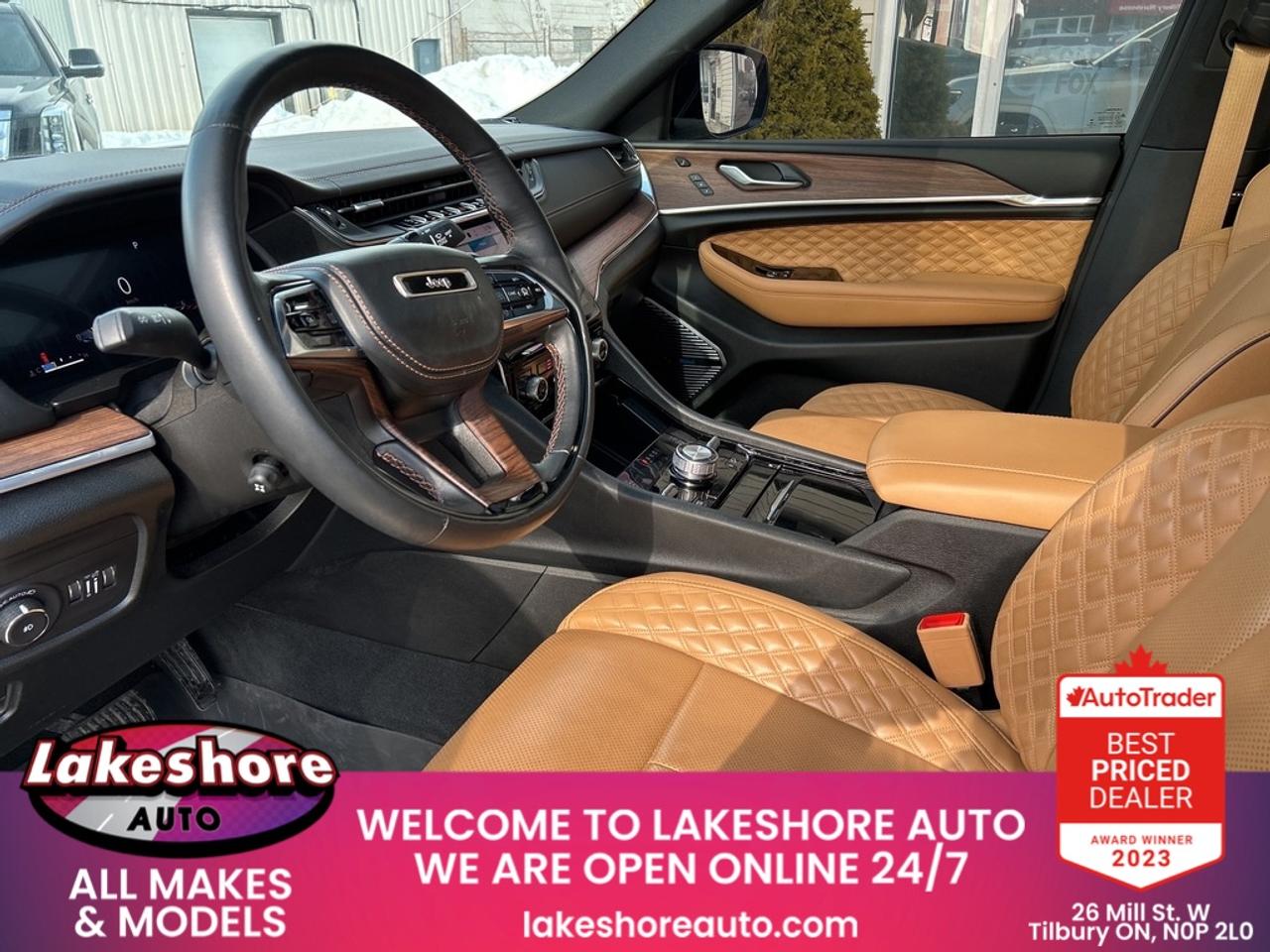 2023 Jeep Grand Cherokee Summit Photo