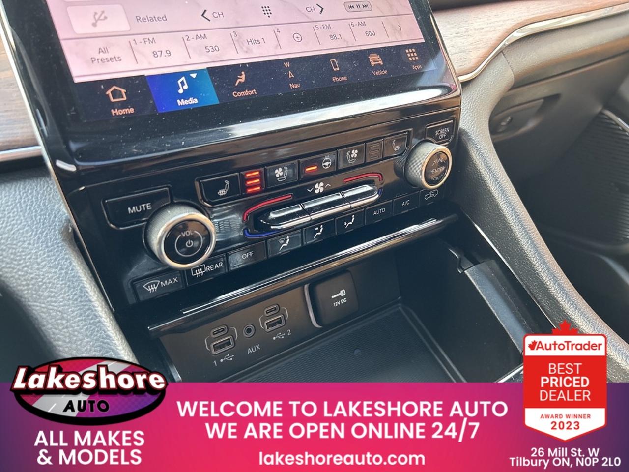 2023 Jeep Grand Cherokee Summit Photo