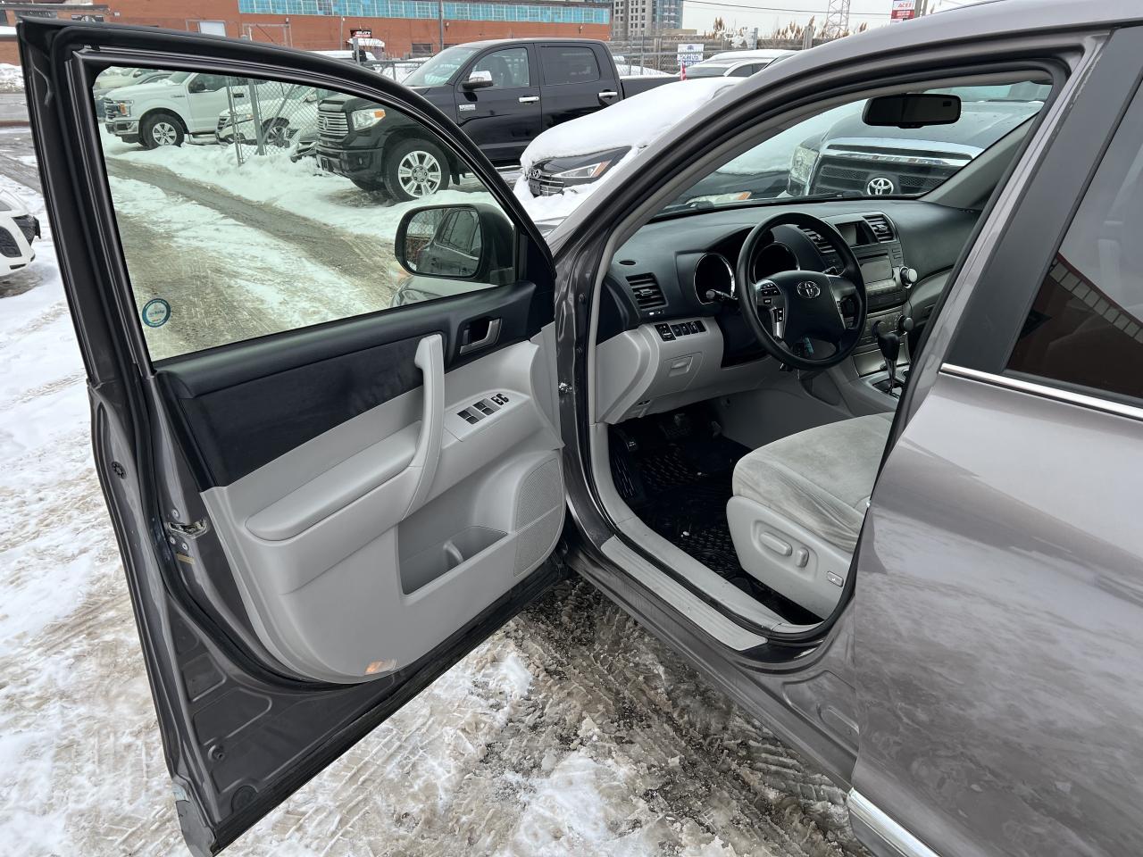 2013 Toyota Highlander HYBRID Photo