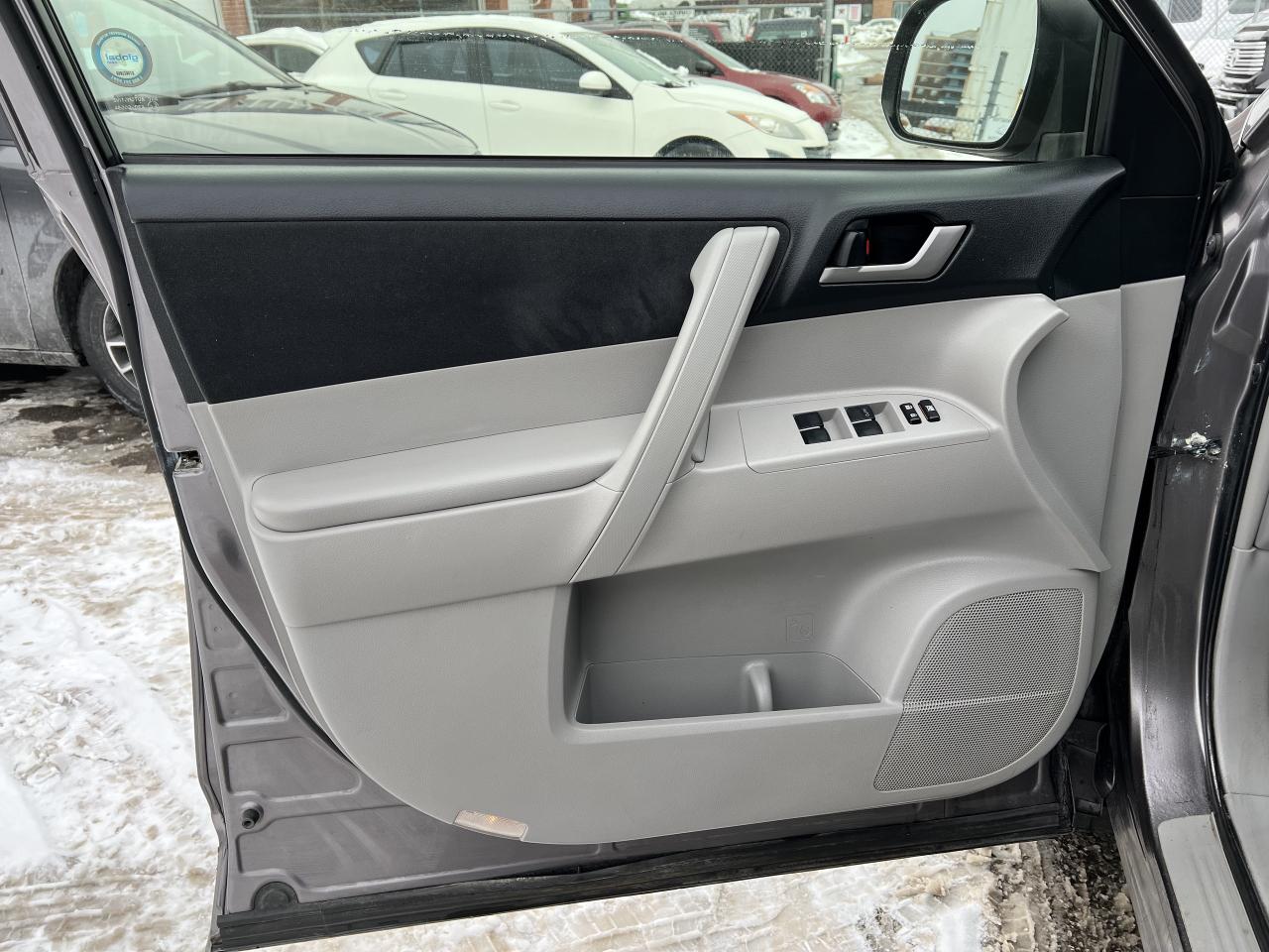 2013 Toyota Highlander HYBRID Photo