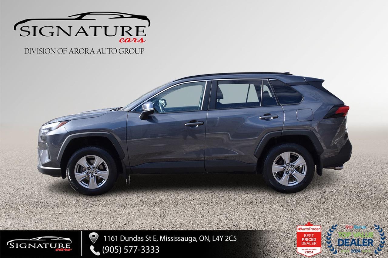 2022 Toyota RAV4 XLE AWD No Accident Sunroof Carplay BSM Photo