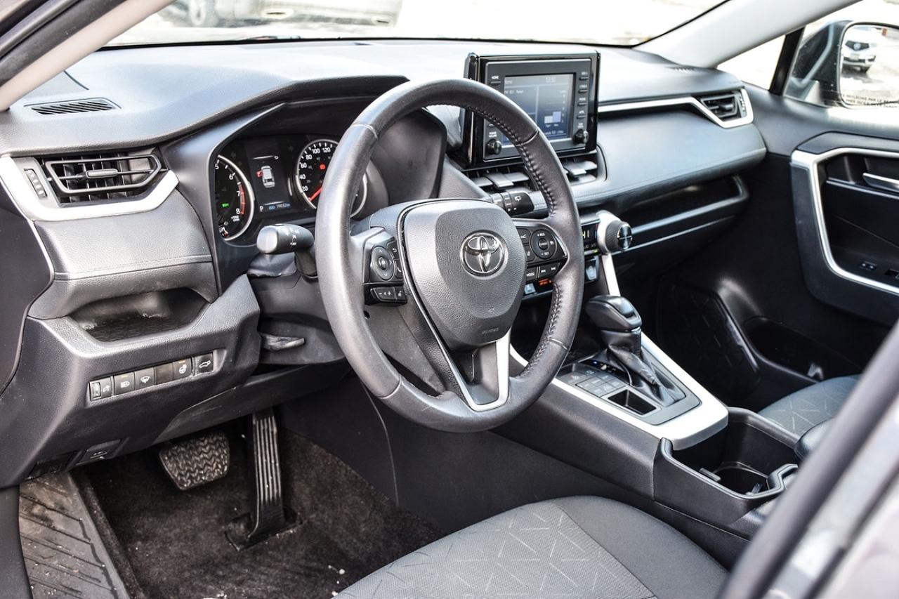 2022 Toyota RAV4 XLE AWD No Accident Sunroof Carplay BSM Photo