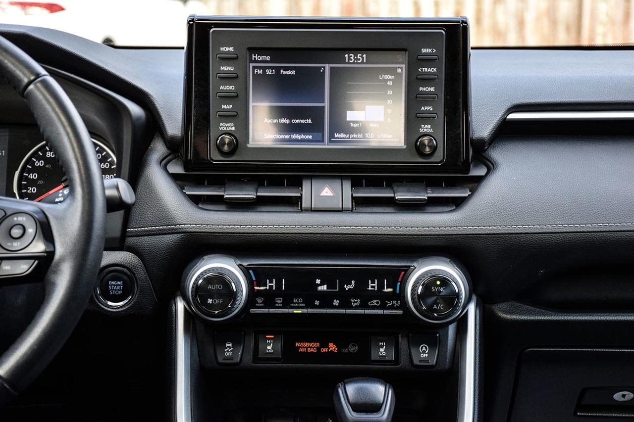2022 Toyota RAV4 XLE AWD No Accident Sunroof Carplay BSM Photo