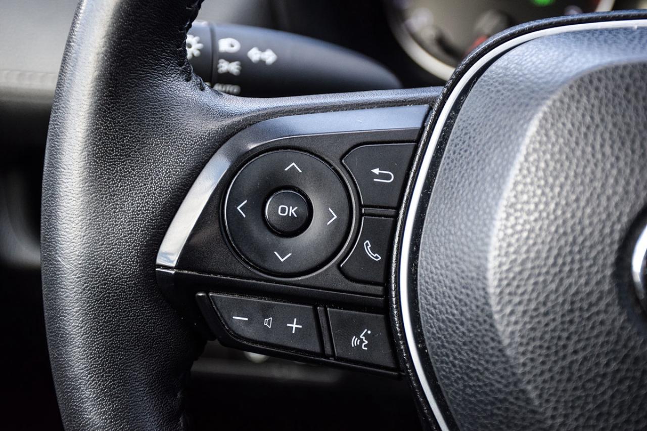 2022 Toyota RAV4 XLE AWD No Accident Sunroof Carplay BSM Photo