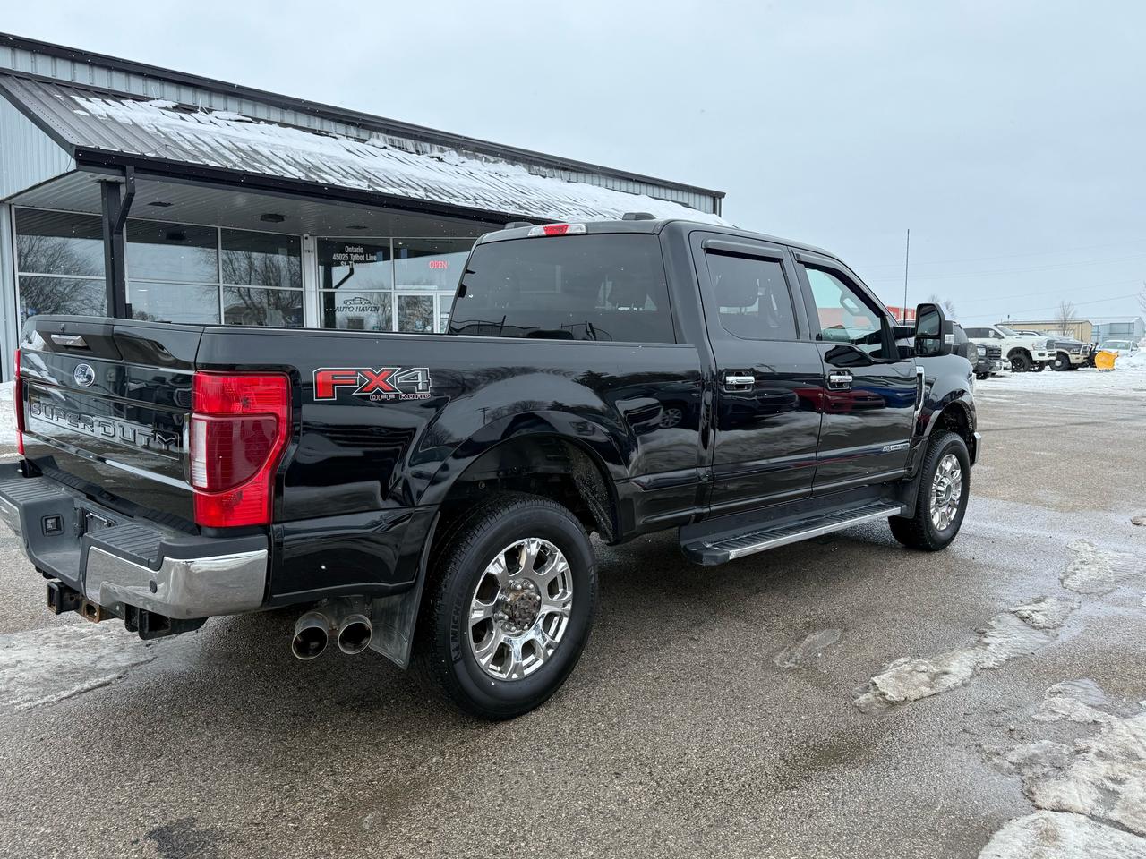 2021 Ford SUPER DUTY F-250 SRW XLT Photo