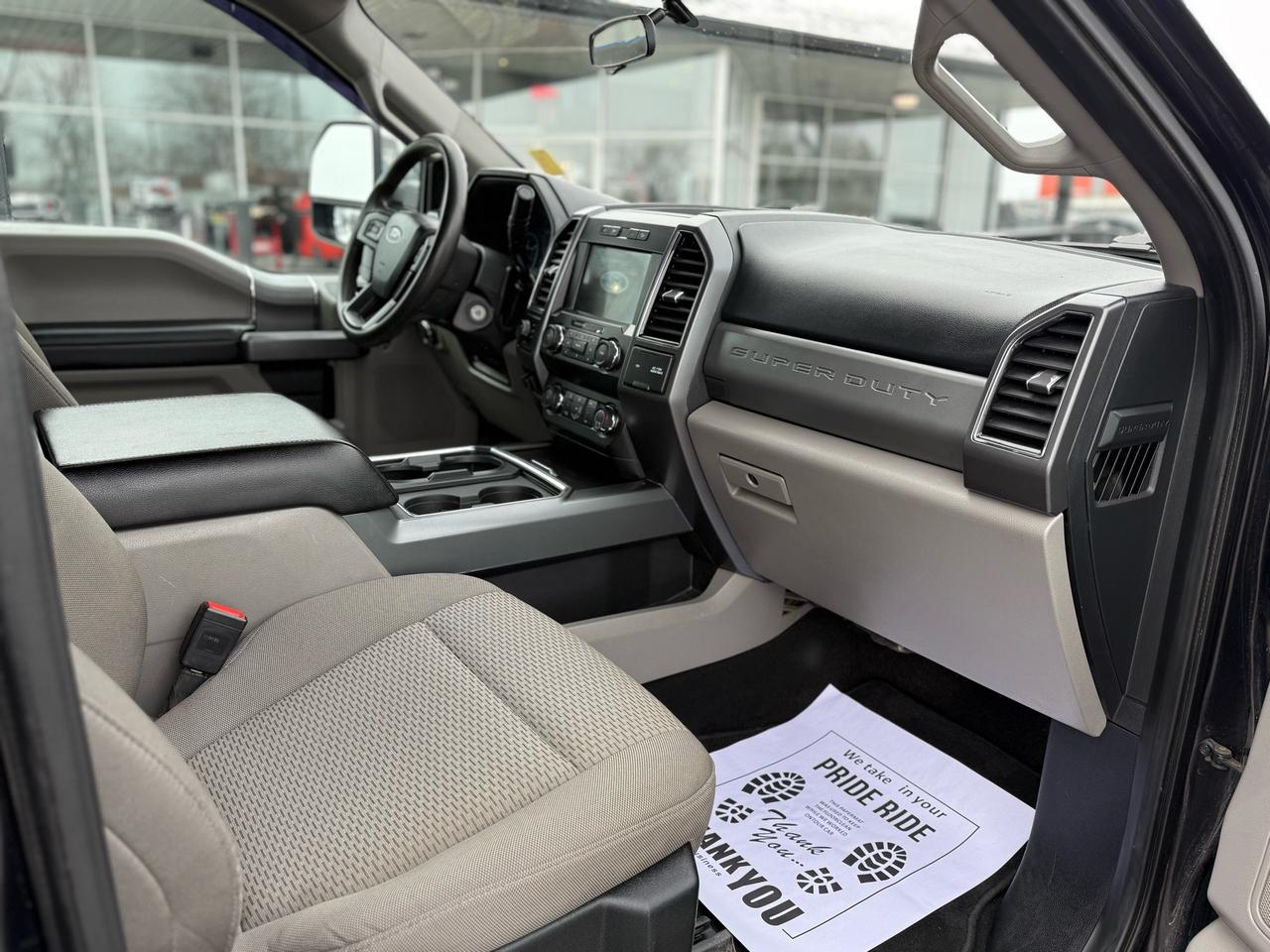 2021 Ford SUPER DUTY F-250 SRW XLT Photo