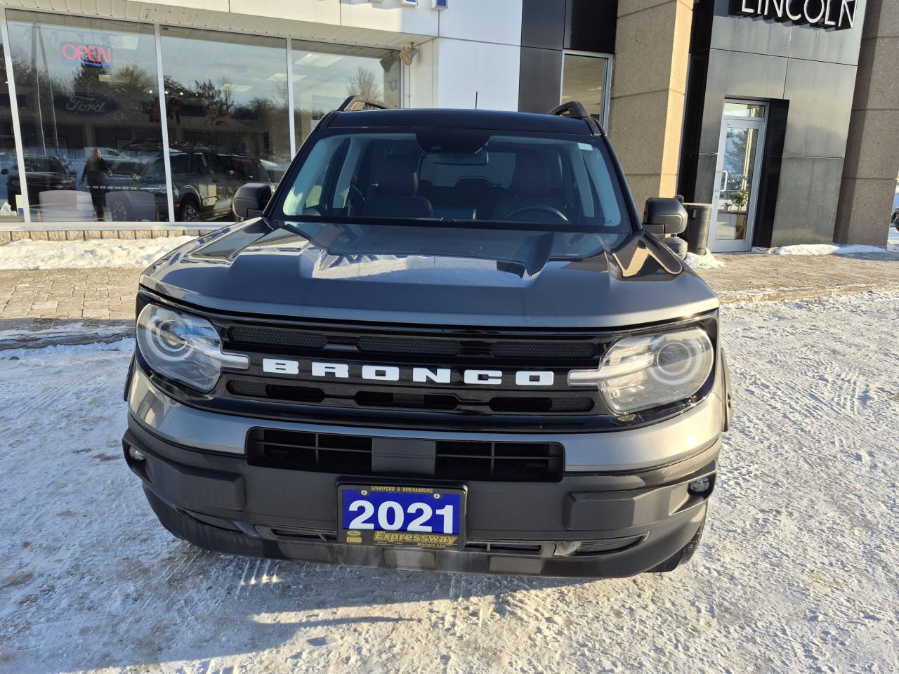 2021 Ford Bronco OUTERBANKS, MOONROOF, TRAILER HITCH, COPILOT! Photo1