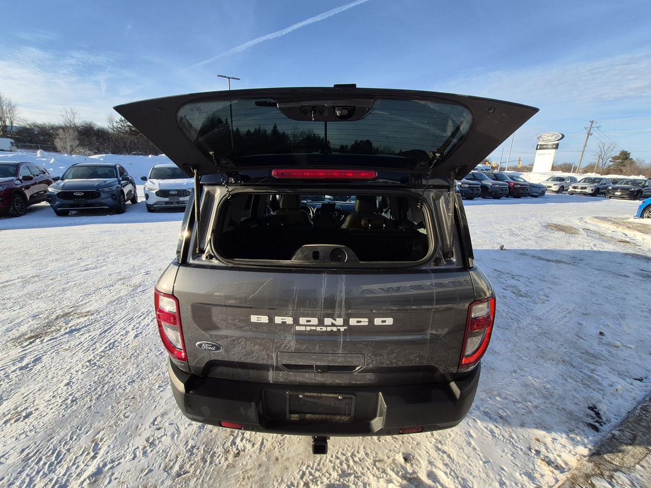 2021 Ford Bronco Sport OUTERBANKS, MOONROOF, TRAILER HITCH, COPILOT! Photo4