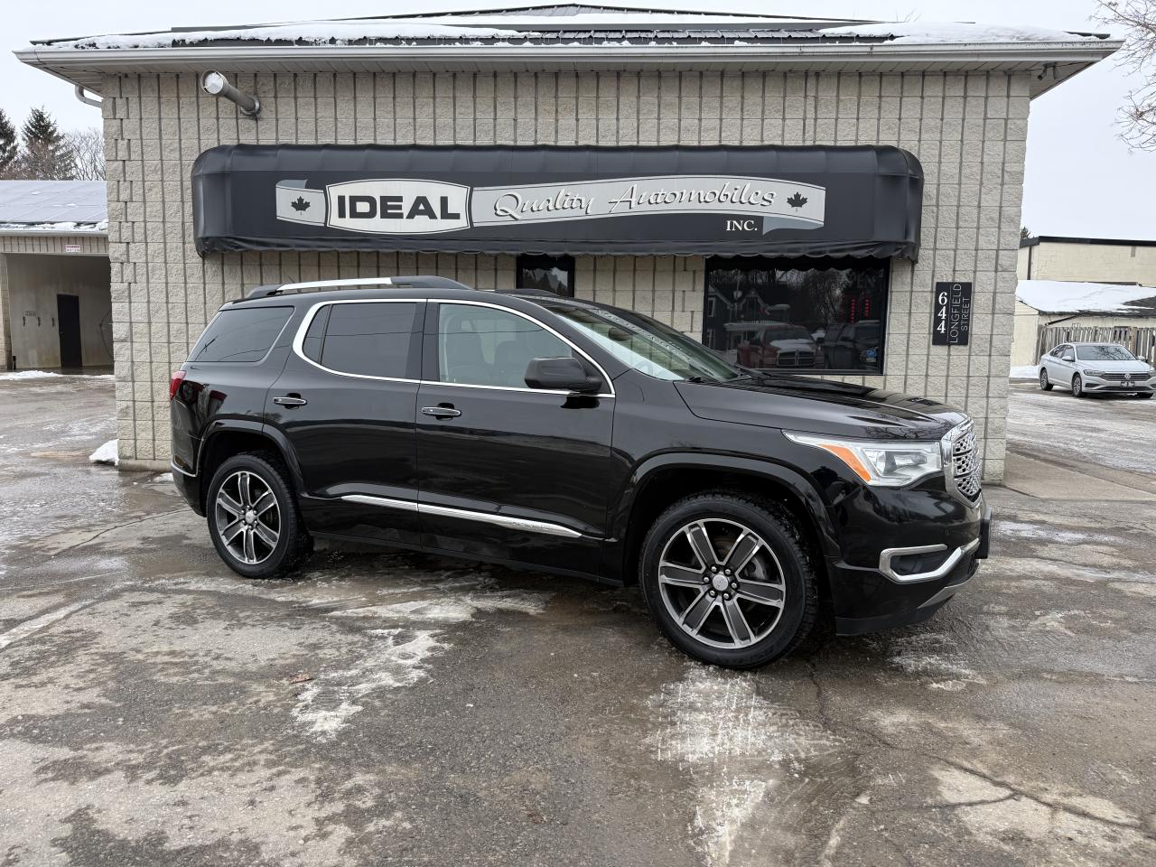 2019 GMC Acadia Denali - Photo #1
