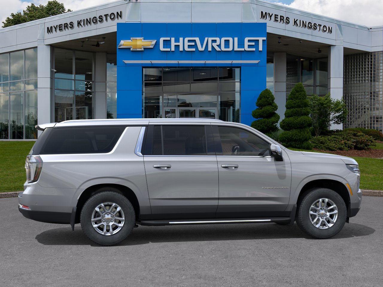 2026 Chevrolet Suburban LT  - $656 B/W Photo4