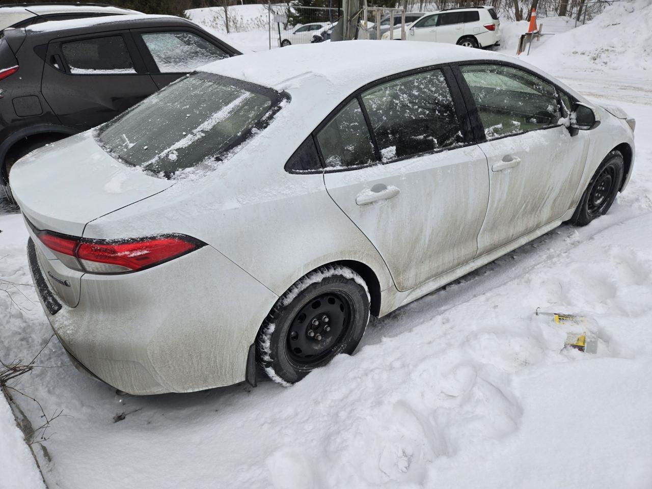 2022 Toyota Corolla Hybrid Photo3
