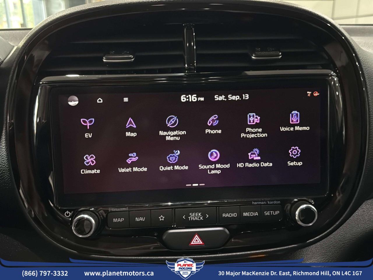 2022 Kia Soul EV EV Limited Photo