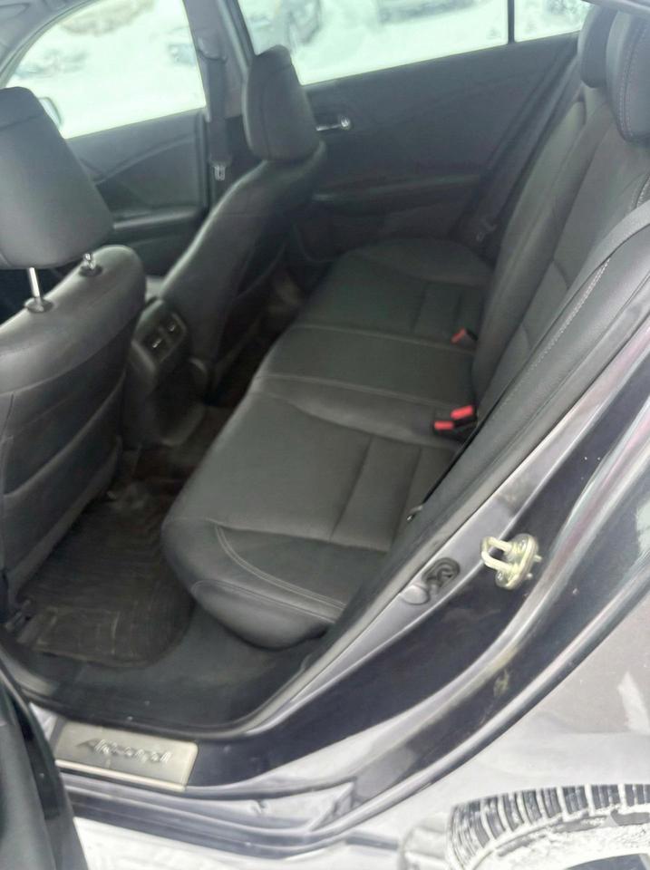 2017 Honda Accord Touring Photo