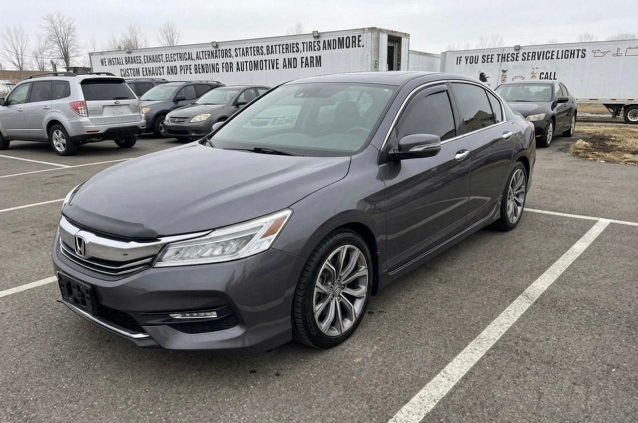 2017 Honda Accord Touring Photo