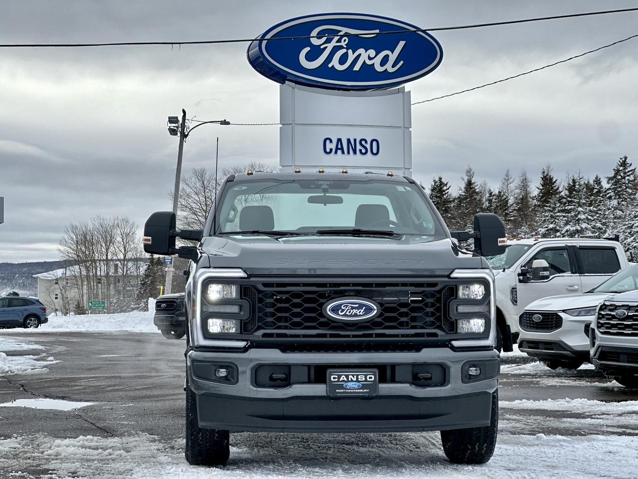 2026 Ford F-350 Super Duty SRW XL 4WD REG CAB 8' BOX Photo1