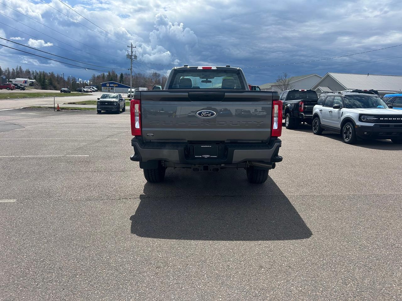 2026 Ford F-350 Super Duty SRW XL 4WD REG CAB 8' BOX Photo4