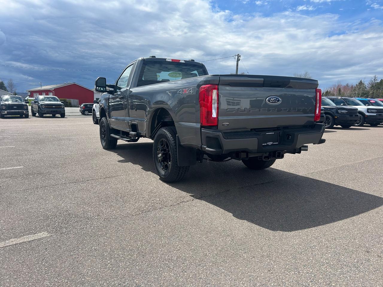 2026 Ford F-350 Super Duty SRW XL 4WD REG CAB 8' BOX Photo4