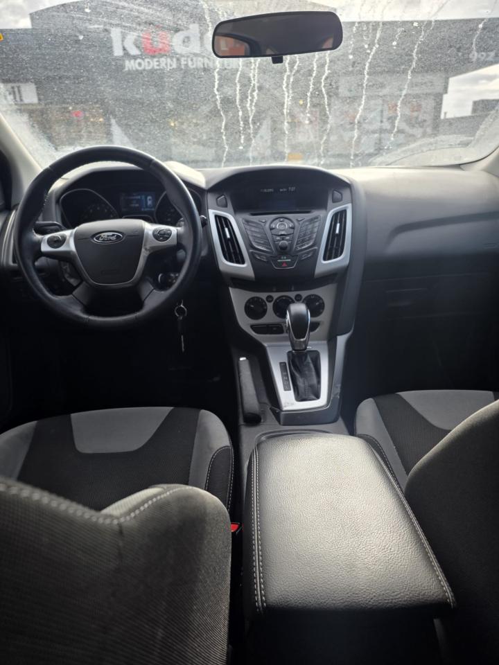 2014 Ford Focus SE Photo