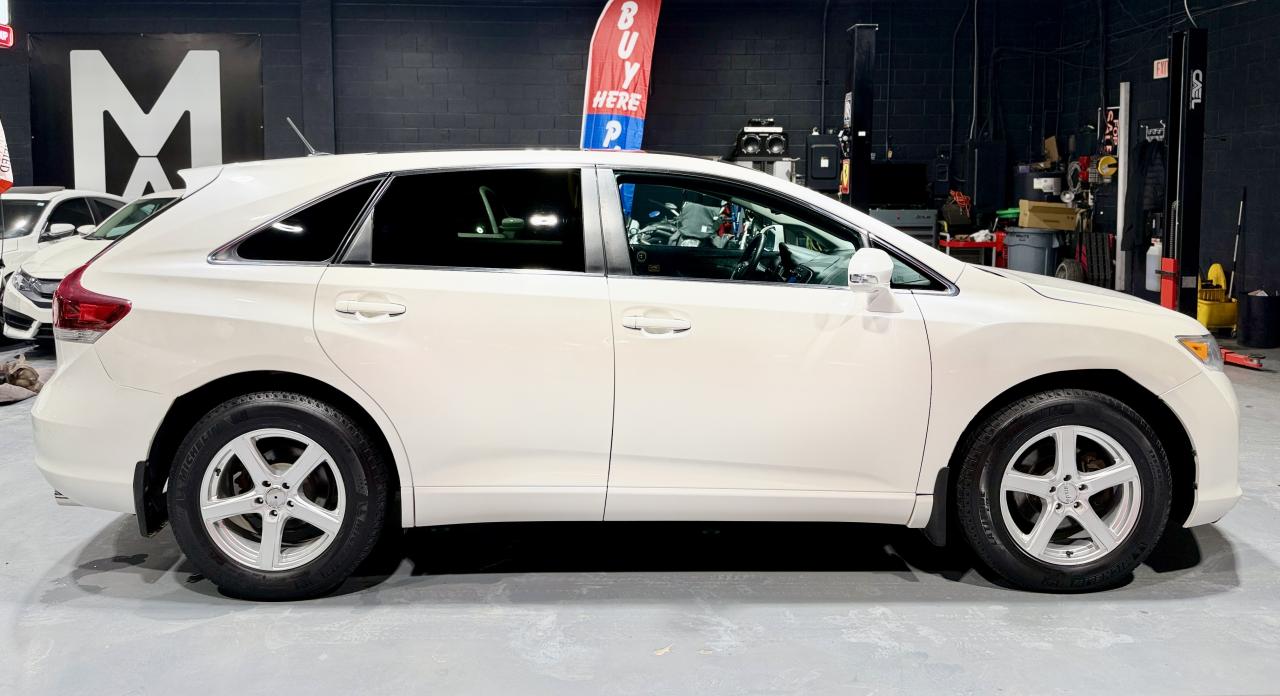 2014 Toyota Venza 4DR WGN V6 AWD Photo