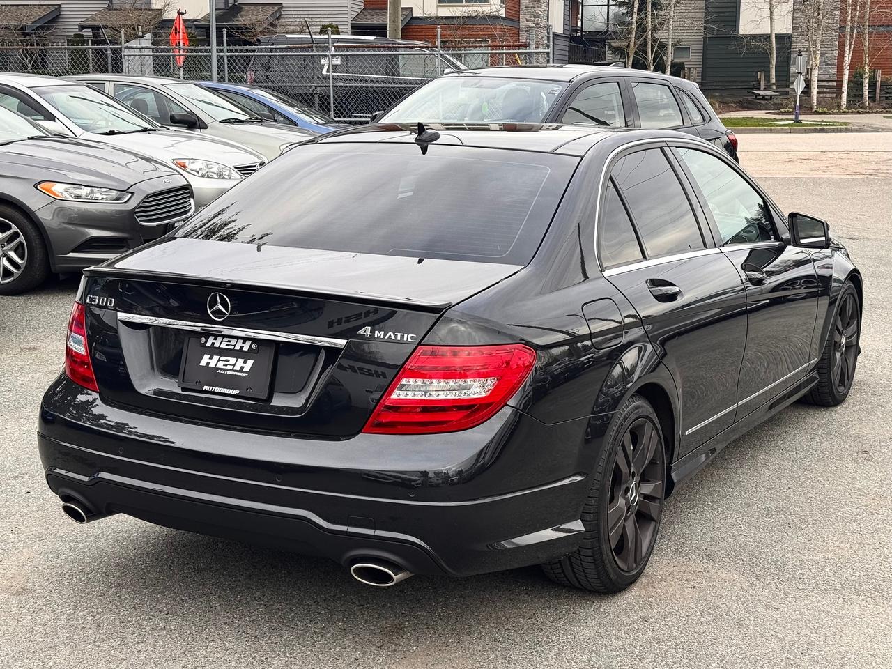 2012 Mercedes-Benz C-Class FINANCING AVAILABLE Photo5