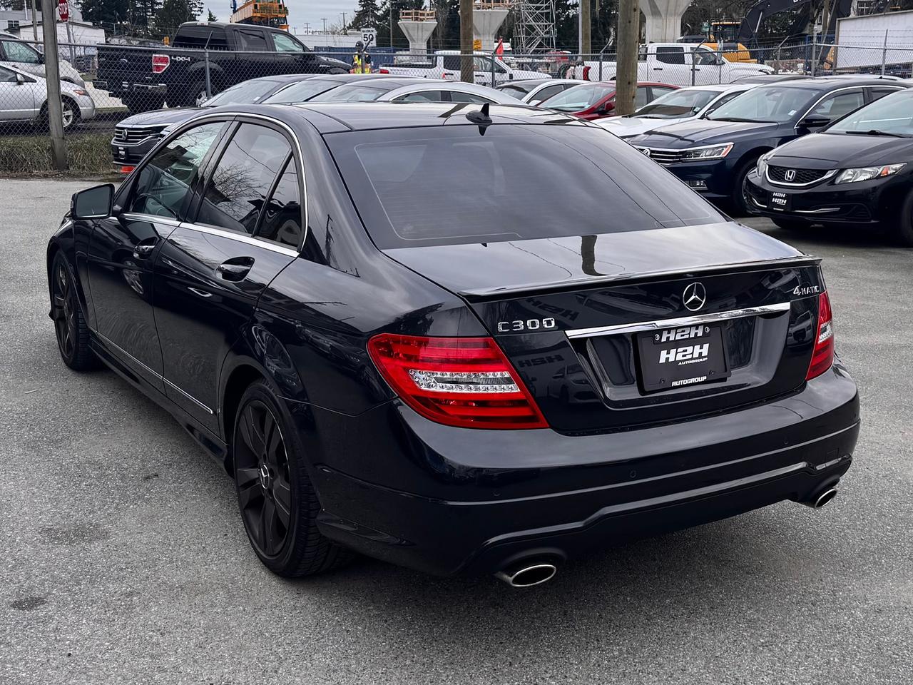 2012 Mercedes-Benz C-Class FINANCING AVAILABLE Photo7