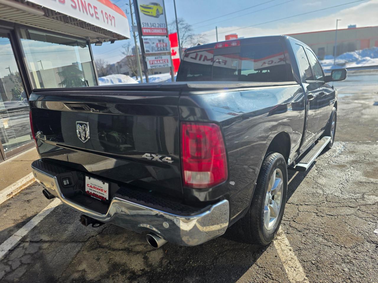 2018 RAM 1500 SLT DIESEL | Back up Camera | Heated Seats | Heated Steering Photo4