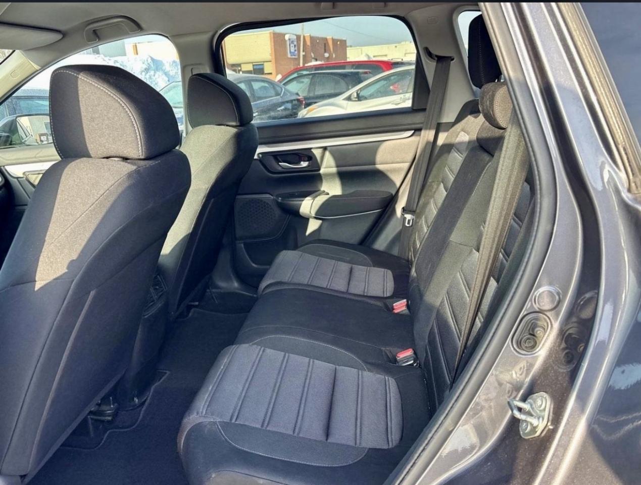 2017 Honda CR-V AWD 5dr LX Photo