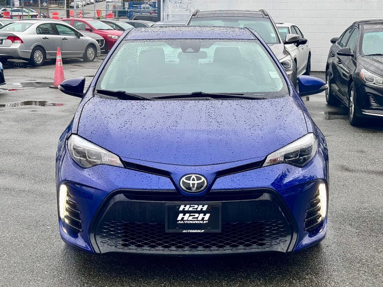 2017 Toyota Corolla FINANCING AVAILABLE Photo2