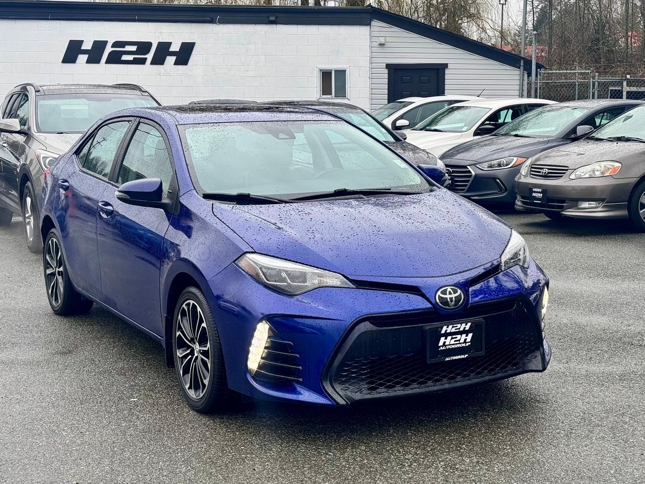 2017 Toyota Corolla FINANCING AVAILABLE Photo3